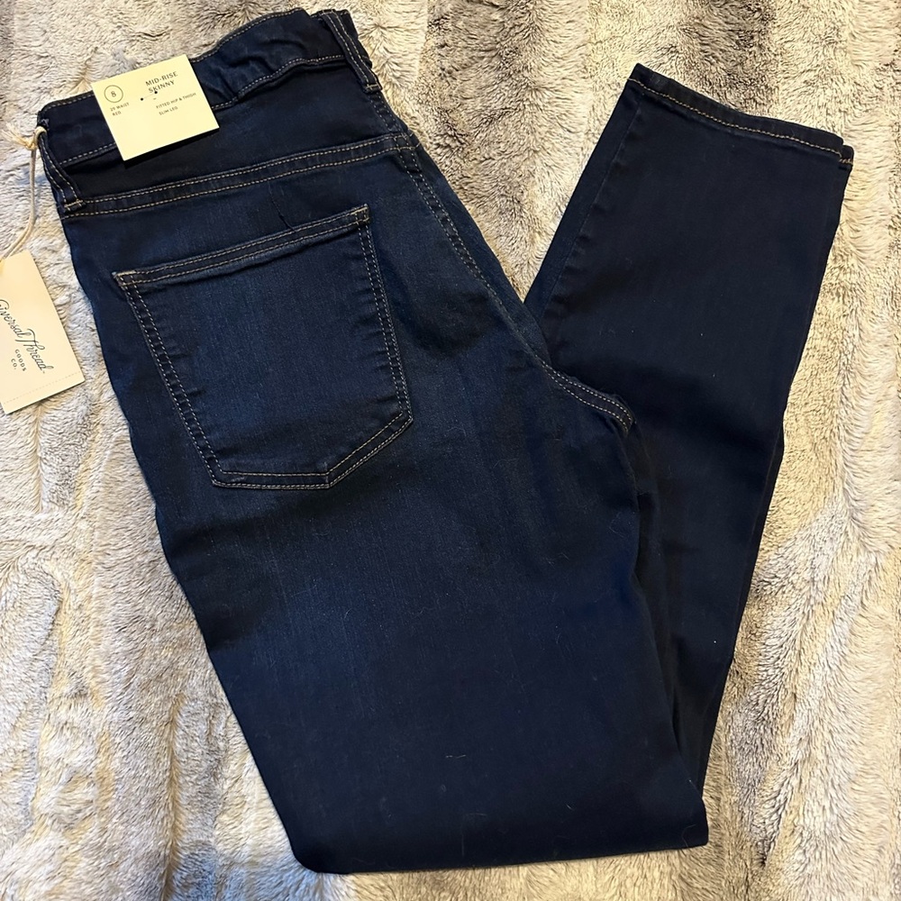 Universal Thread Mid-Rise Skinny